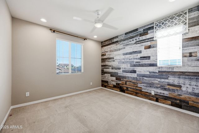 1930 E HORSESHOE Drive, Chandler, AZ 85249