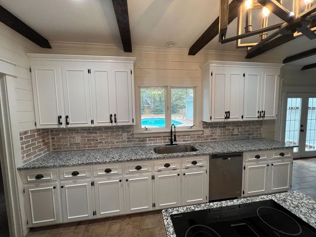 1603 Selkirk Dr, Dothan, AL 36303