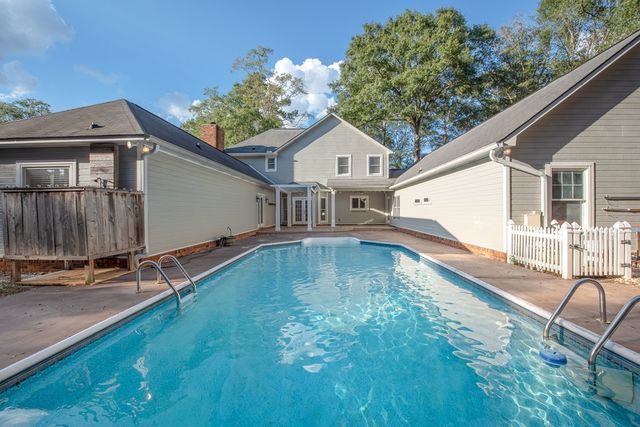 1603 Selkirk Dr, Dothan, AL 36303