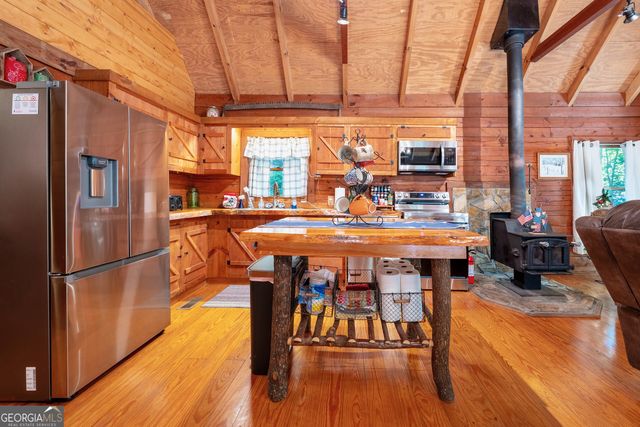 84 Knights Way, Blairsville, GA 30512