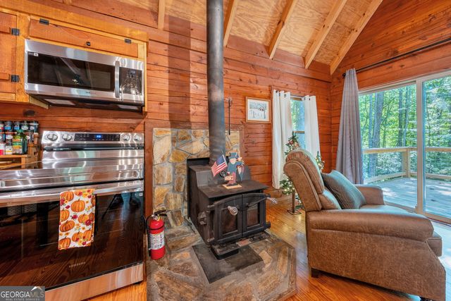 84 Knights Way, Blairsville, GA 30512