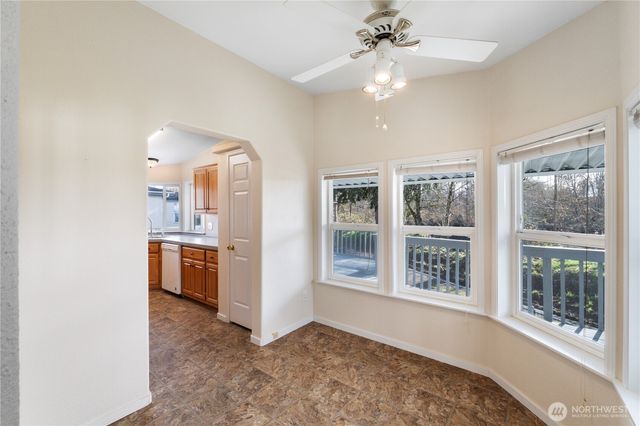 14002 70th Street Ct E, Sumner, WA 98390