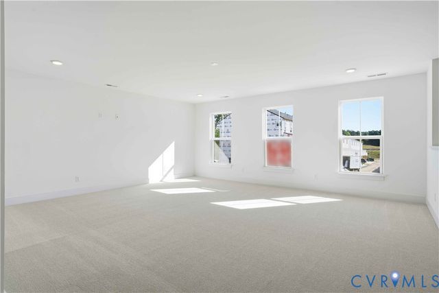 6800 Sunrise Oasis Ln, Midlothian, VA 23112