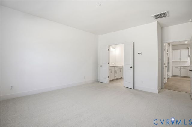 6800 Sunrise Oasis Ln, Midlothian, VA 23112