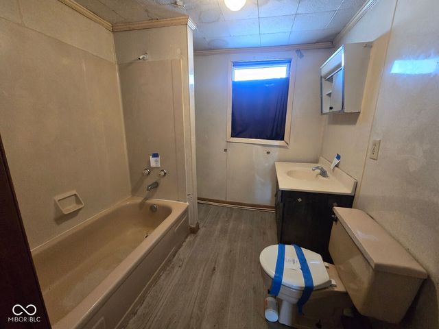 691 E Middle Street, Rosedale, IN 47874