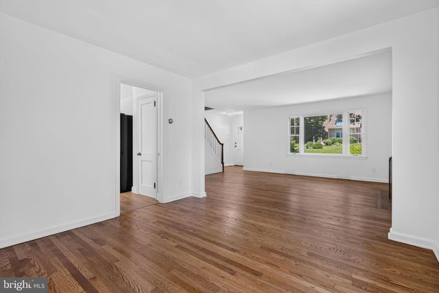 124 LANDIS AVE, Millersville, PA 17551