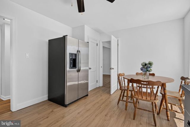 124 LANDIS AVE, Millersville, PA 17551