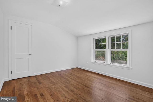 124 LANDIS AVE, Millersville, PA 17551