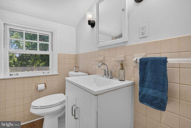124 LANDIS AVE, Millersville, PA 17551