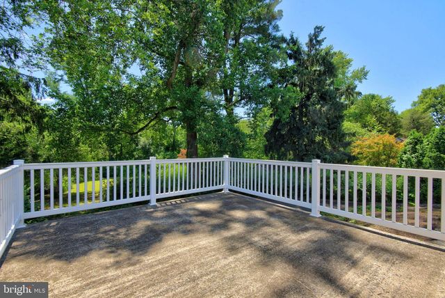 124 LANDIS AVE, Millersville, PA 17551