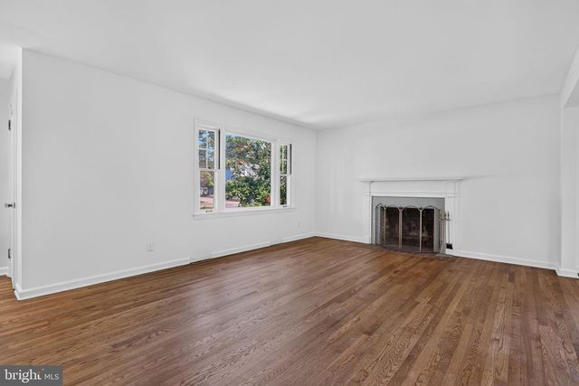124 LANDIS AVE, Millersville, PA 17551