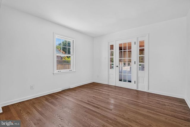 124 LANDIS AVE, Millersville, PA 17551