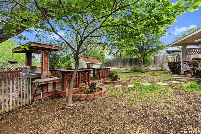 5010 CRESTWOOD DR, Schertz, TX 78108