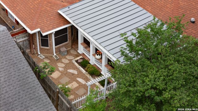 5010 CRESTWOOD DR, Schertz, TX 78108