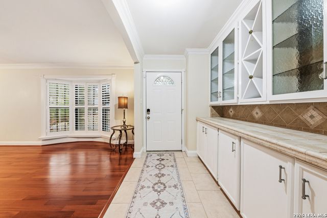 5010 CRESTWOOD DR, Schertz, TX 78108