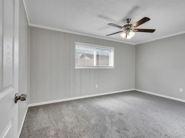 709 David Avenue, League City, TX 77573