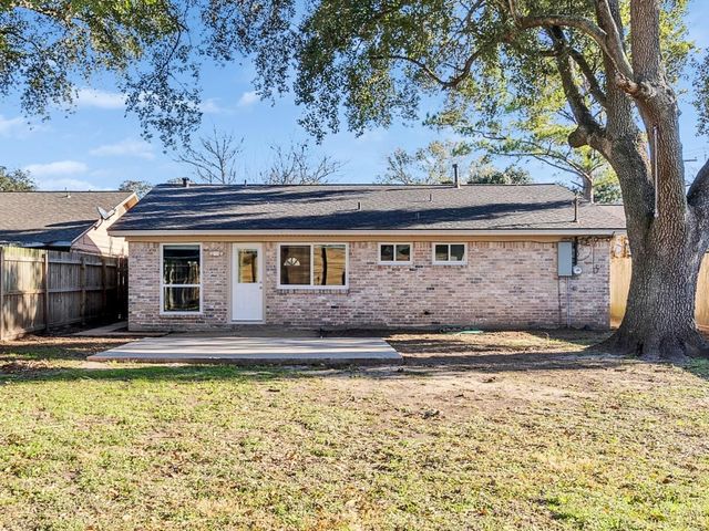 709 David Avenue, League City, TX 77573