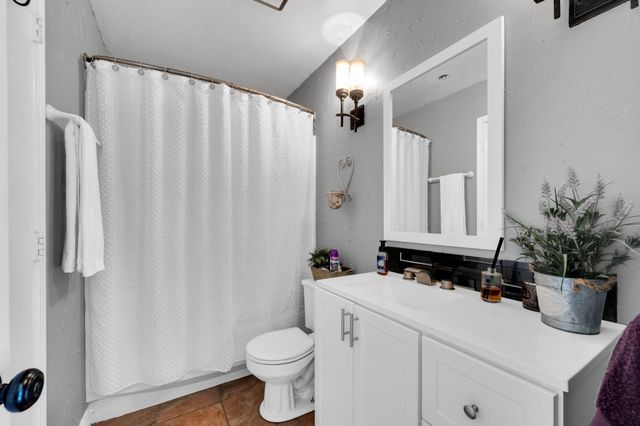 1429 Spring Willow Drive, Arlington, TX 76018