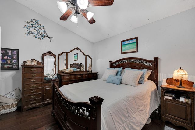 1429 Spring Willow Drive, Arlington, TX 76018