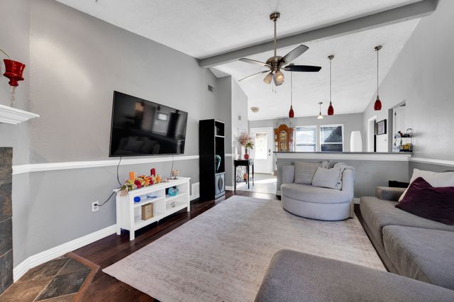 1429 Spring Willow Drive, Arlington, TX 76018