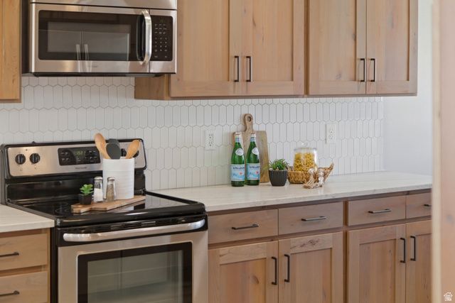 8287 S 6250 W, West Jordan, UT 84081