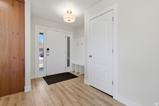 8287 S 6250 W, West Jordan, UT 84081