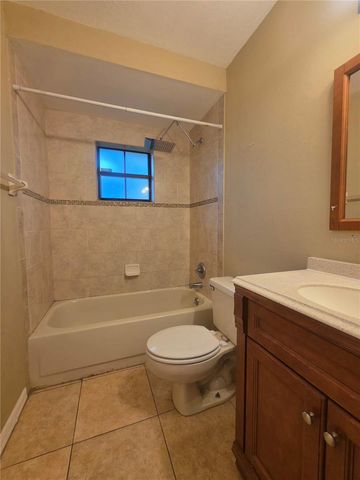 125 OAK CIRCLE, Ocala, FL 34472