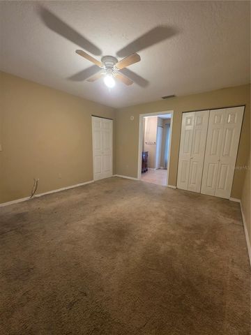 125 OAK CIRCLE, Ocala, FL 34472
