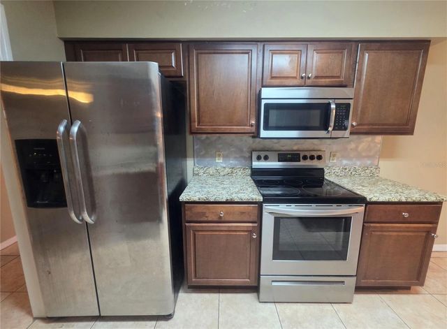 125 OAK CIRCLE, Ocala, FL 34472
