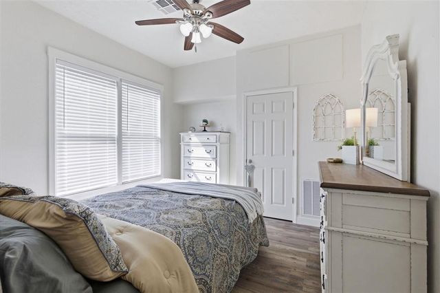 1703 N State Street, Jennings, LA 70546