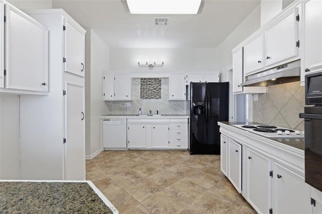 1703 N State Street, Jennings, LA 70546