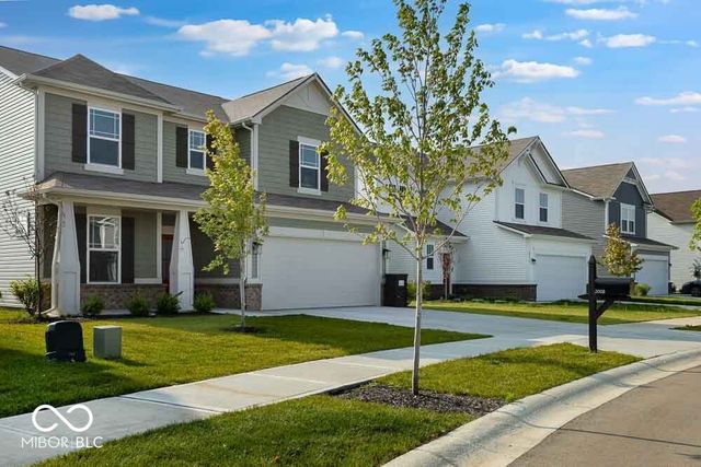 1854 Twelve Oaks Drive, Shelbyville, IN 46176