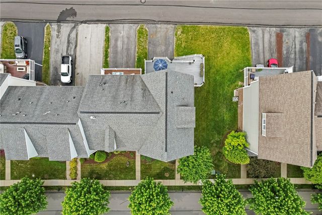 1312 Village Lane, South Fayette, PA 15017