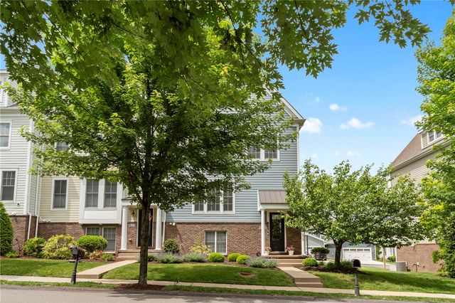 1312 Village Lane, South Fayette, PA 15017