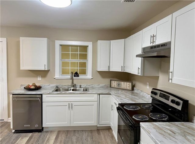 2203 Rosa Drive, Mobile, AL 36617