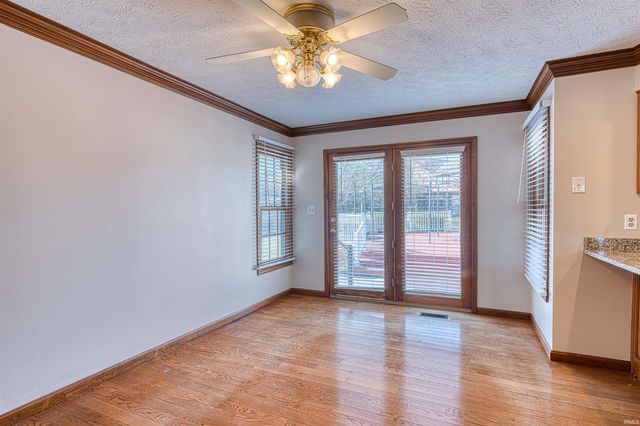 615 Brookview Drive, Evansville, IN 47711