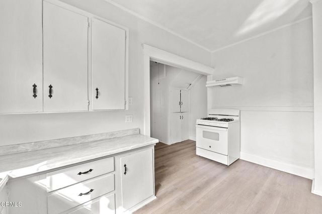 3633 Kansas Avenue, Riverside, CA 92507