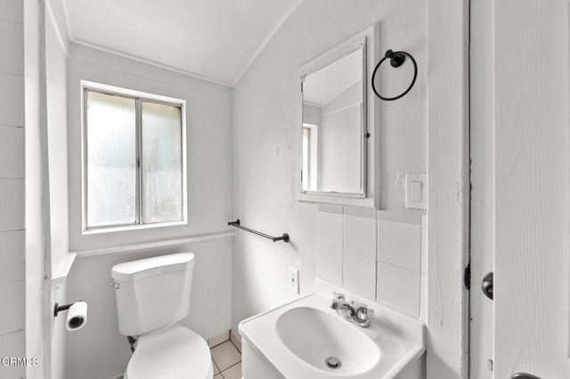 3633 Kansas Avenue, Riverside, CA 92507