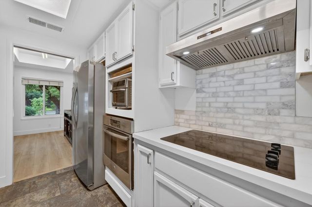 3440 Meadow Way, Rocklin, CA 95677