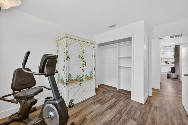 3440 Meadow Way, Rocklin, CA 95677