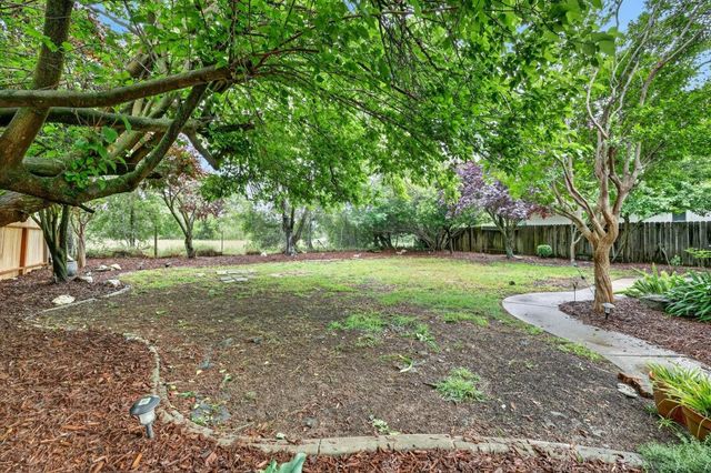 3440 Meadow Way, Rocklin, CA 95677