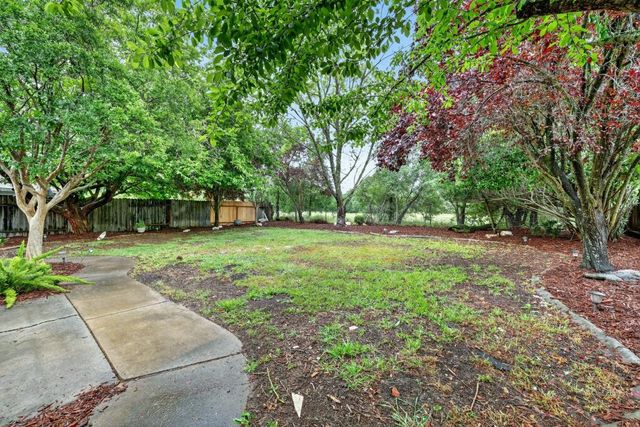 3440 Meadow Way, Rocklin, CA 95677