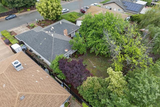 3440 Meadow Way, Rocklin, CA 95677