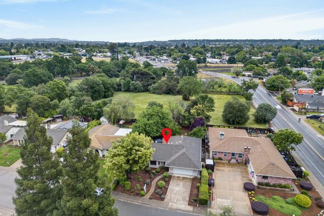 3440 Meadow Way, Rocklin, CA 95677