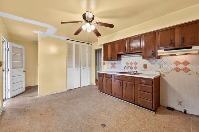 686 Harr Circle, Lexington, KY 40505