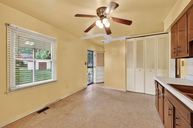 686 Harr Circle, Lexington, KY 40505