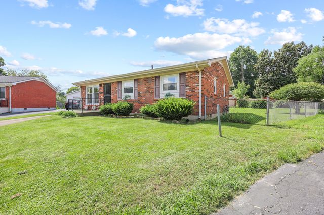 686 Harr Circle, Lexington, KY 40505