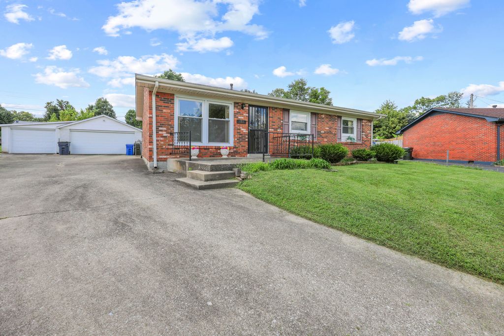 686 Harr Circle, Lexington, KY 40505