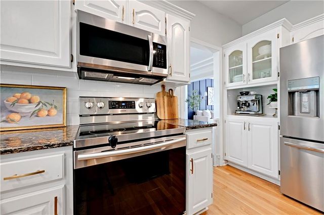 2900 W 131st Street, Leawood, KS 66209