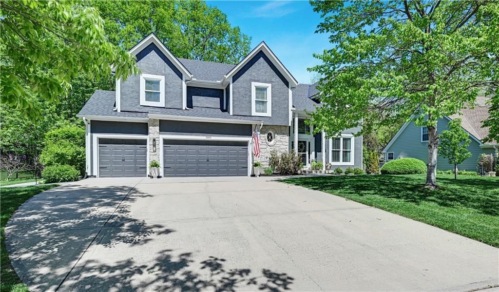 2900 W 131st Street, Leawood, KS 66209